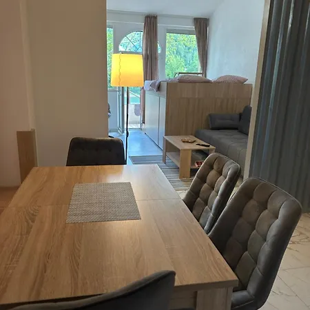 Oaza Mira Apartamento *